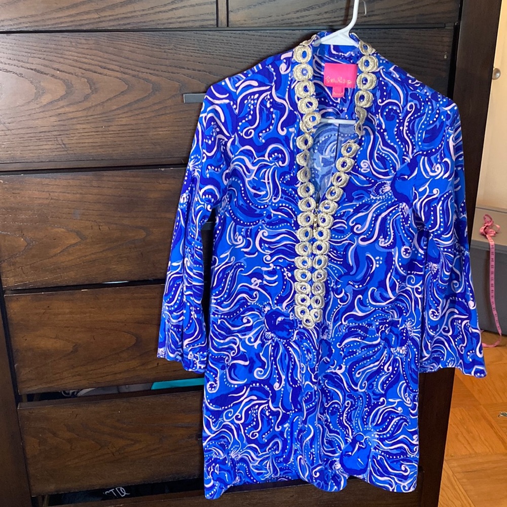 Size 2 Lily Pulitzer dress, excellent used condition.